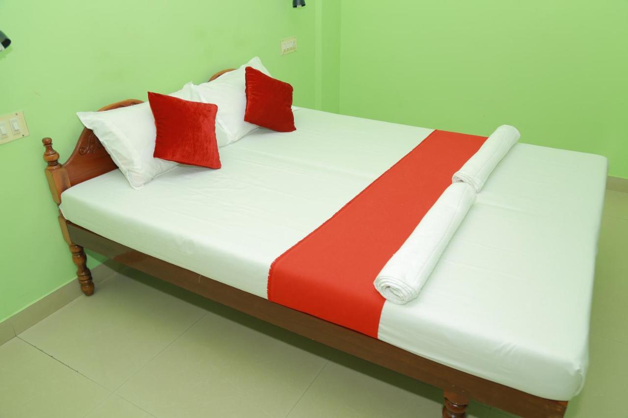 Shirleys Beach Hotel Kovalam Εξωτερικό φωτογραφία