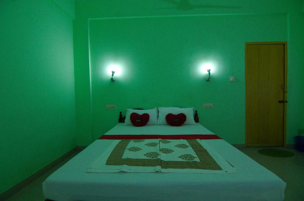 Shirleys Beach Hotel Kovalam Εξωτερικό φωτογραφία